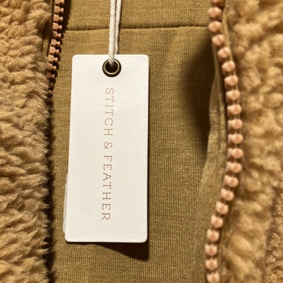 NWT Stitch and Feather Signature8 Fluffy Oversized Teddy Bear Hoodie Jacket - Picture 8 of 16